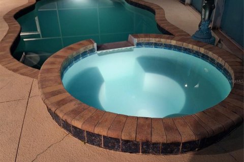 House in North Port, Florida 3 bedrooms, 220.18 sq.m. № 1538077 - photo 6