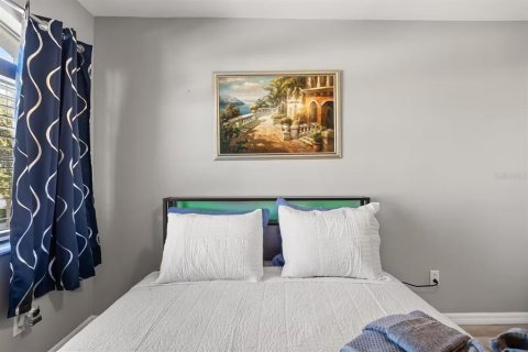 Villa ou maison à louer à Davenport, Floride: 4 chambres, 184.13 m2 № 2430629 - photo 13