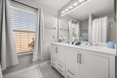 Villa ou maison à louer à Davenport, Floride: 4 chambres, 184.13 m2 № 2430629 - photo 9