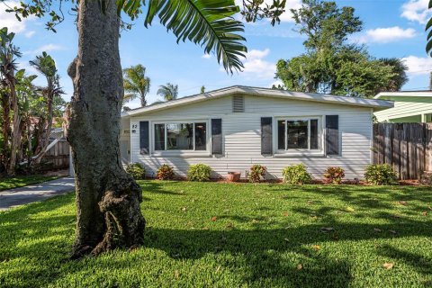 House in Ormond Beach, Florida 2 bedrooms, 112.78 sq.m. № 1624974 - photo 2