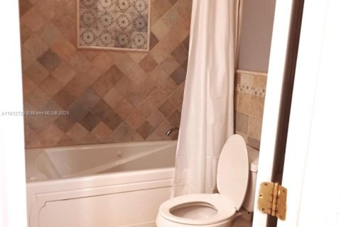 Adosado en venta en Miami, Florida, 3 dormitorios, 118.54 m2 № 1968741 - foto 7