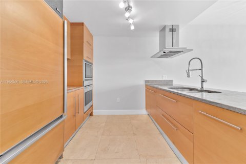 Купить кондоминиум в Майами, Флорида 1 спальня, 81.94м2, № 2025961 - фото 5