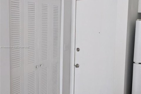 Copropriété à louer à Coral Springs, Floride: 1 chambre, 57.51 m2 № 1956632 - photo 3