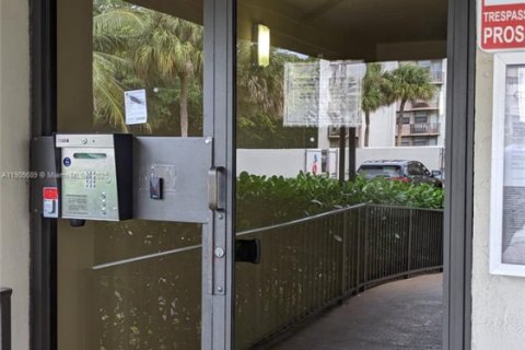 Copropriété à louer à Coral Springs, Floride: 1 chambre, 57.51 m2 № 1956632 - photo 13