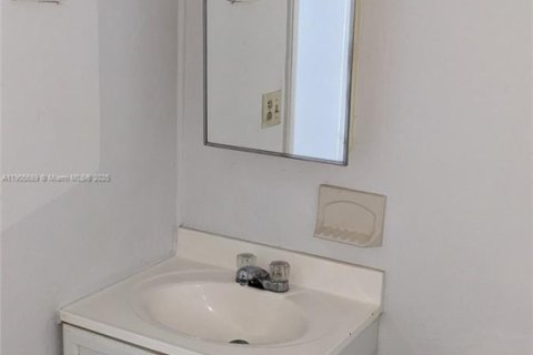 Copropriété à louer à Coral Springs, Floride: 1 chambre, 57.51 m2 № 1956632 - photo 4