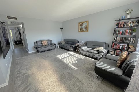 Купить кондоминиум в Бока-Ратон, Флорида 3 комнаты, 78.04м2, № 2083984 - фото 9
