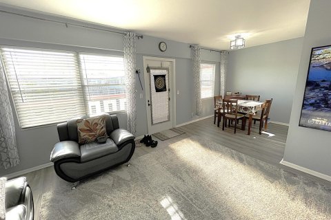 Купить кондоминиум в Бока-Ратон, Флорида 3 комнаты, 78.04м2, № 2083984 - фото 3