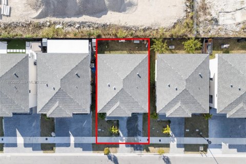Casa en venta en Florida City, Florida, 5 dormitorios, 176.7 m2 № 2040827 - foto 23