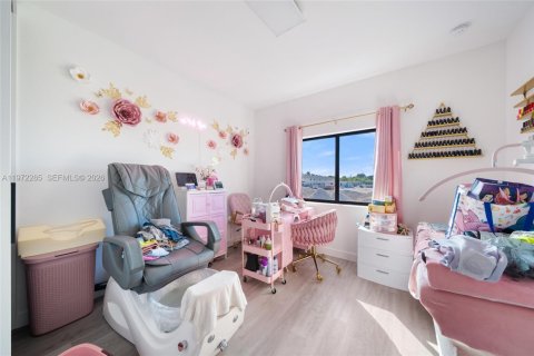 Casa en venta en Florida City, Florida, 5 dormitorios, 176.7 m2 № 2040827 - foto 20