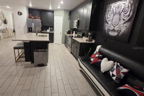 Casa en venta en Davenport, Florida, 4 dormitorios, 183.76 m2 № 2226559 - foto 4