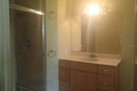 House in Winter Haven, Florida 3 bedrooms, 216.28 sq.m. № 1670796 - photo 15
