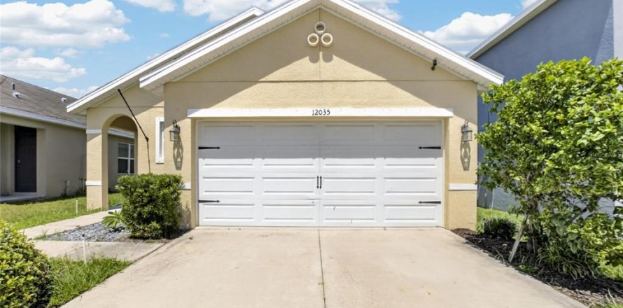 Villa ou maison à Riverview, Floride 3 chambres, 140.84 m2 № 2308617