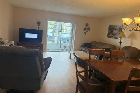 Condominio en venta en Lauderhill, Florida, 1 dormitorio, 86.21 m2 № 2190881 - foto 7