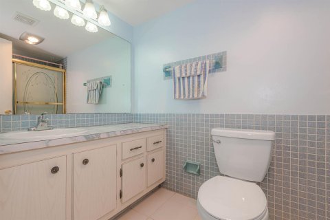 Condominio en venta en Lauderhill, Florida, 1 dormitorio, 86.21 m2 № 2190881 - foto 16