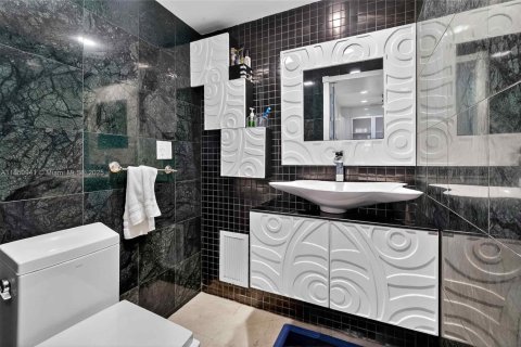 Copropriété à vendre à Sunny Isles Beach, Floride: 3 chambres, 145.86 m2 № 1961065 - photo 14