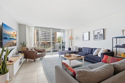 Copropriété à vendre à Miami, Floride: 1 chambre, 96.8 m2 № 2336578 - photo 11