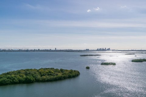 Copropriété à vendre à Miami, Floride: 1 chambre, 96.8 m2 № 2336578 - photo 23