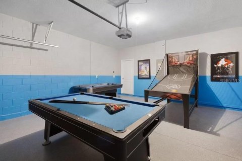 House in Davenport, Florida 6 bedrooms, 303.79 sq.m. № 1719182 - photo 8