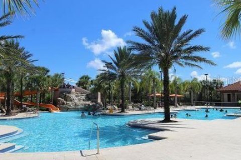 House in Davenport, Florida 6 bedrooms, 303.79 sq.m. № 1719182 - photo 23