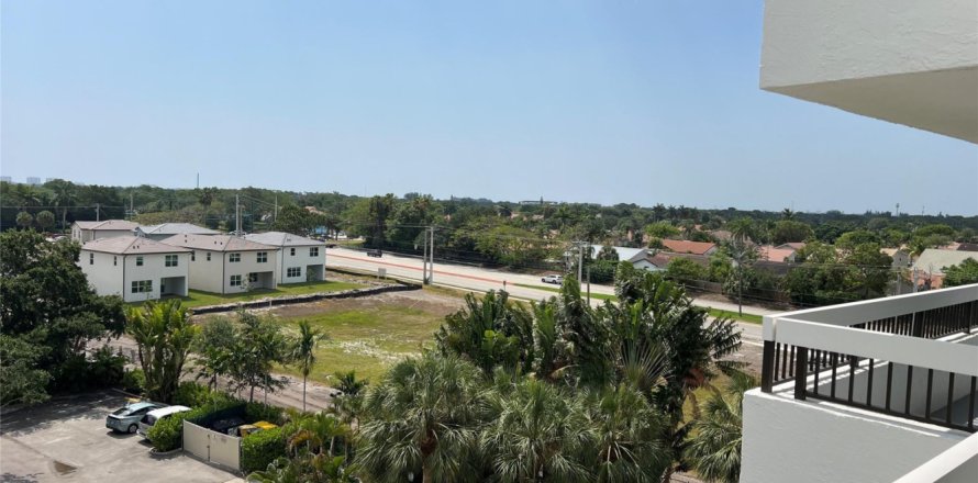 Condominio en Boca Raton, Florida, 2 dormitorios № 1186307