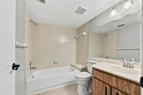 Condo in Clearwater, Florida, 2 bedrooms  № 2394102 - photo 20