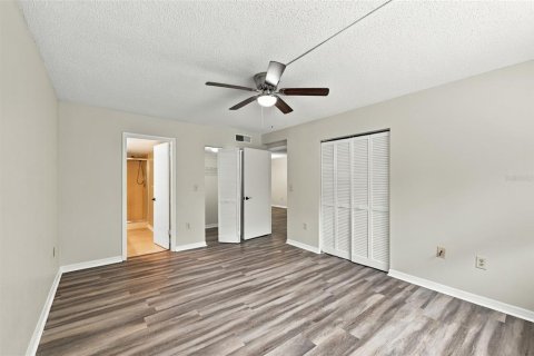 Condo in Clearwater, Florida, 2 bedrooms  № 2394102 - photo 24