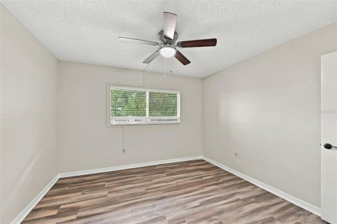 Condo in Clearwater, Florida, 2 bedrooms  № 2394102 - photo 18