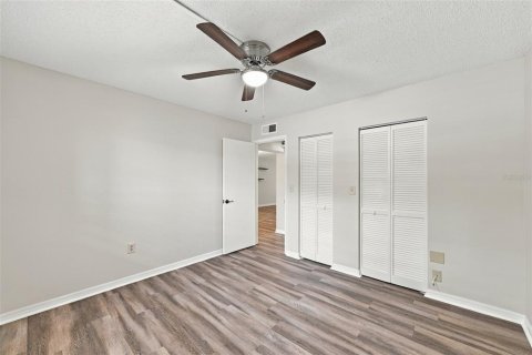 Condo in Clearwater, Florida, 2 bedrooms  № 2394102 - photo 16