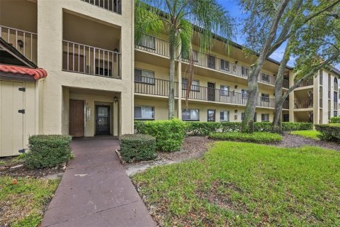 Condo in Clearwater, Florida, 2 bedrooms  № 2394102 - photo 2