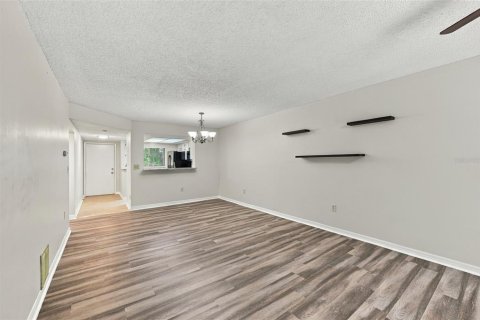 Condo in Clearwater, Florida, 2 bedrooms  № 2394102 - photo 15