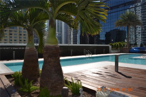 Condominio en alquiler en Miami, Florida, 1 dormitorio, 69.49 m2 № 1967177 - foto 13
