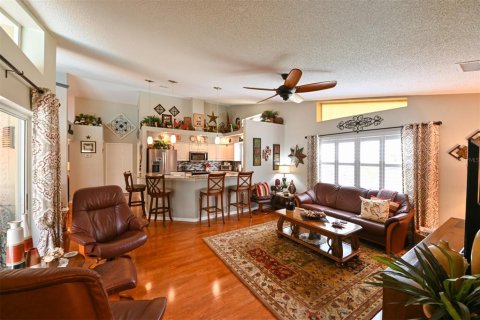 Villa ou maison à vendre à New Port Richey, Floride: 3 chambres, 185.43 m2 № 1919136 - photo 25
