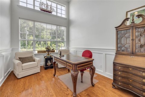 House in Edgewater, Florida 4 bedrooms, 355.82 sq.m. № 2140715 - photo 13