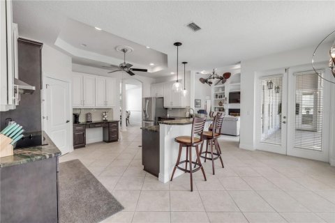 House in Edgewater, Florida 4 bedrooms, 355.82 sq.m. № 2140715 - photo 30
