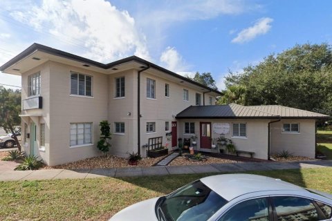 Commercial property in Winter Haven, Florida 352.66 sq.m. № 1894481 - photo 2