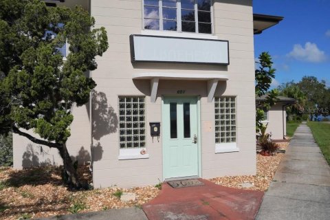 Commercial property in Winter Haven, Florida 352.66 sq.m. № 1894481 - photo 3