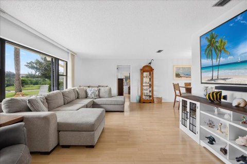 Casa en venta en Palm Coast, Florida, 3 dormitorios, 178.84 m2 № 2386223 - foto 9