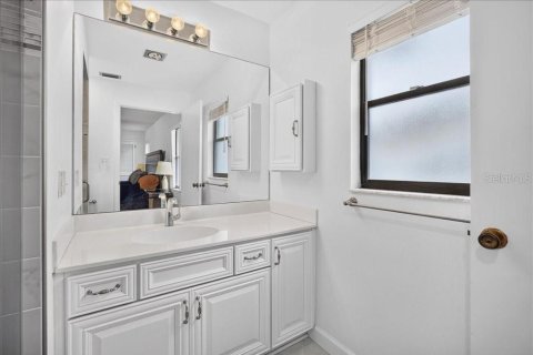 Casa en venta en Palm Coast, Florida, 3 dormitorios, 178.84 m2 № 2386223 - foto 30