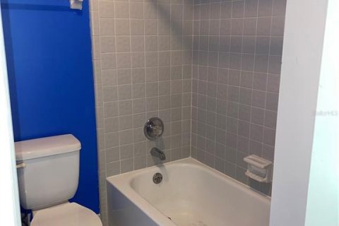 Casa en venta en Gainesville, Florida, 2 dormitorios, 92.9 m2 № 1876486 - foto 9