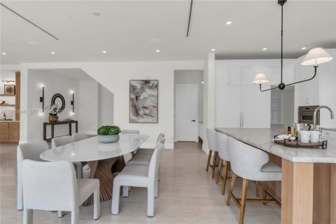 Купить виллу или дом в Саут-Майами, Флорида 5 спален, 349.22м2, № 1931286 - фото 30