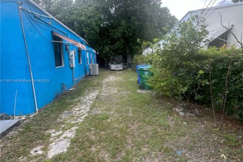 Casa en venta en Miami, Florida, 4 dormitorios, 143.07 m2 № 1951463 - foto 3