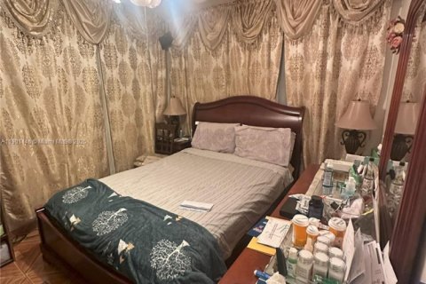 Casa en venta en Miami, Florida, 4 dormitorios, 143.07 m2 № 1951463 - foto 6