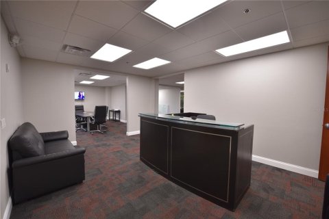 Immobilier commercial à louer à Altamonte Springs, Floride: 1441.84 m2 № 1636456 - photo 19