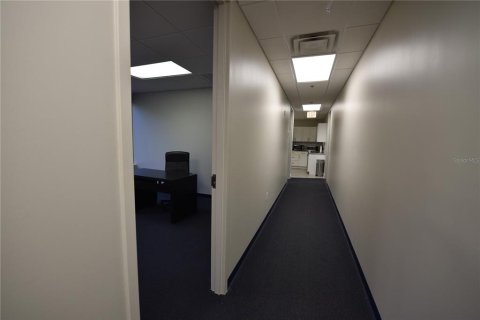 Immobilier commercial à louer à Altamonte Springs, Floride: 1441.84 m2 № 1636456 - photo 26