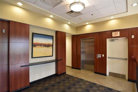 Immobilier commercial à louer à Altamonte Springs, Floride: 1441.84 m2 № 1636456 - photo 2