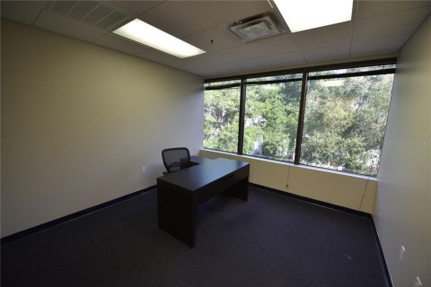 Immobilier commercial à louer à Altamonte Springs, Floride: 1441.84 m2 № 1636456 - photo 13