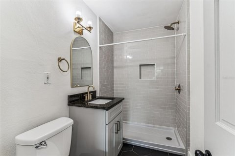 Immobilier commercial à vendre à Saint Petersburg, Floride: 4 chambres, 122.63 m2 № 1900696 - photo 28