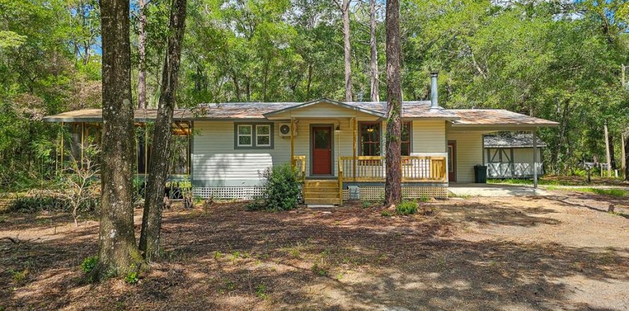 House in Melrose, Florida 2 bedrooms, 75.81 sq.m. № 1820987