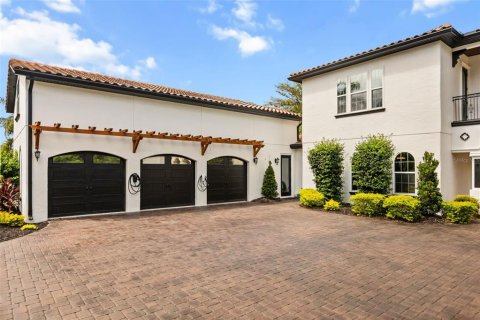 Villa ou maison à vendre à Orlando, Floride: 6 chambres, 577.2 m2 № 2398508 - photo 4