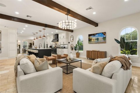 Villa ou maison à vendre à Orlando, Floride: 6 chambres, 577.2 m2 № 2398508 - photo 16
